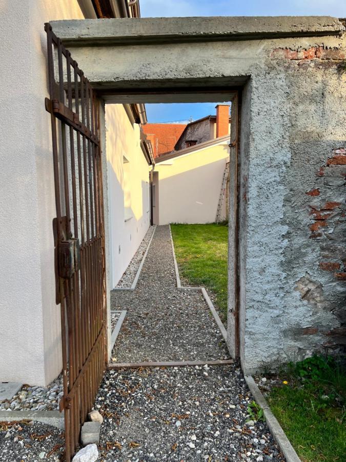 Om Yoga Center Apartamento Slovenska Bistrica Exterior foto